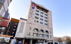 Nostalgia Hotel