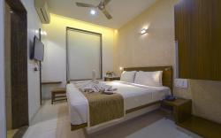 Hotel Sri Sri Executive Lodging