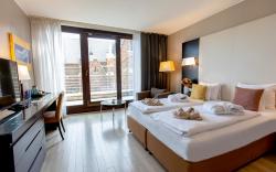 Lion's Garden Hotel