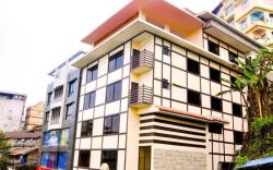 Hotel MMR Manor MG Marg