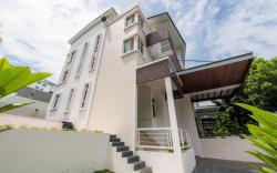 New Corner Shamrock Beach Villas Seaview