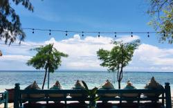 Pelangi Cottage and Bar
