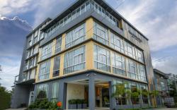 Shwe Pyi San Yar Hotel