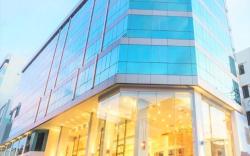 New Season Square Hotel
