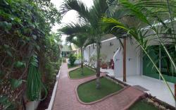 Alona Gecko Inn