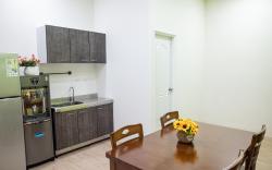 迎曦醉月電梯民宿