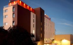 Hotton Hotel
