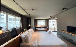 Centric Place Hotel