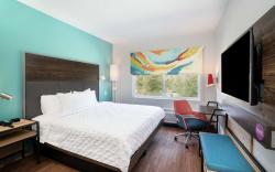 Tru by Hilton Greenville