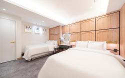 Suwon Station Hotel Insta