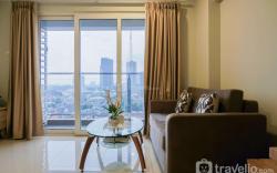 Modern 2BR Apartment Maqna Residence By Travelio