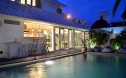 Villa oberoi 2 bedrooms seminyak