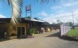 Reef Gardens Motel