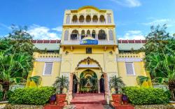 FabHotel Utsav Niwas
