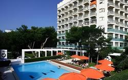 International Beach Hotel