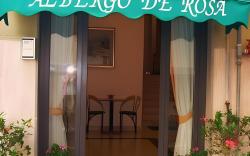 Hotel De Rosa