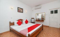 OYO 467 Lioni Holidays Villa