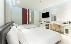Gimpo Pentastar Hotel