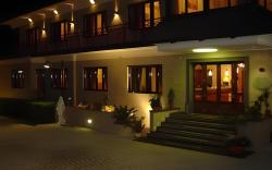 Ranch Palace Hotel