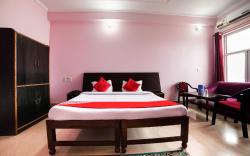 Hotel O City Palace