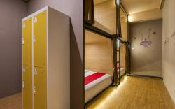 RedDoorz Hostel near Malang Train Station 3