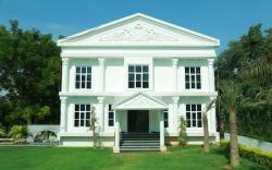 Hotel Swagath Grand Jillelaguda.