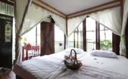 NILA HOUSE Sharia Family Home Stay