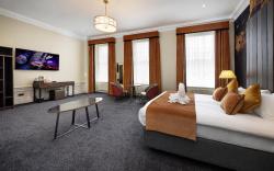 New Town Hotel