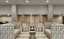 Holiday Inn Express Williamsbrg Busch Gardens Area By IHG