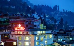 Sumitel Hotel 500 meters from Mall Road