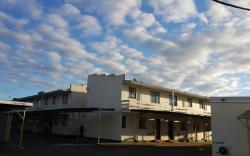 Bings Motel
