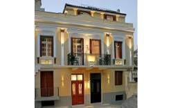 Aetoma Hotel