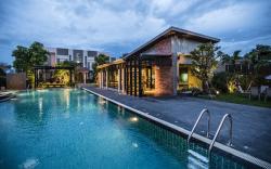 Cresco Hotel - Buriram