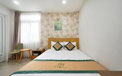 Camila Airport Hotel