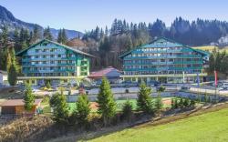 Alpine Club Resort