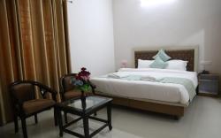 HOTEL YOG TAPOVAN