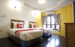Yellow Tique Hotel