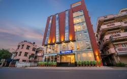 FabHotel The Royal Suites - Nr. Gopalan innovation mall