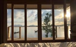 4Fish Waterfront Pool House