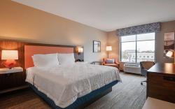 Hampton Inn Salem Boston