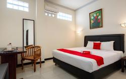RedDoorz Plus near Balai Kota Batu 2