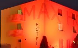 Maxhotel