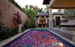 1BR Honeymoon Private Pool Villa North Kuta