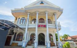 OYO 2848 Senaz Guesthouse