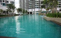 V15 Vince's Fabulous View Home I-City Nxt to Sogo