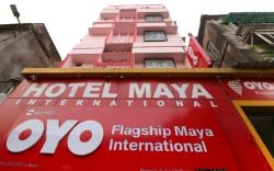 Hotel O Home Cozy Studio Collage Square Hotel Maya International Near St. Thomas's Church