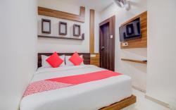 OYO 69614 Hotel Diamond