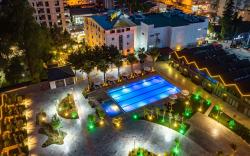 Green Palace Suite Hotel