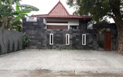 Puri Langenarjan Guesthouse 