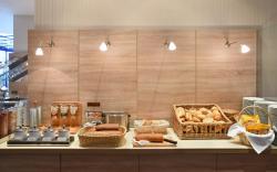 Amedia Hotel Dresden Elbpromenade, Trademark Collection by Wyndham